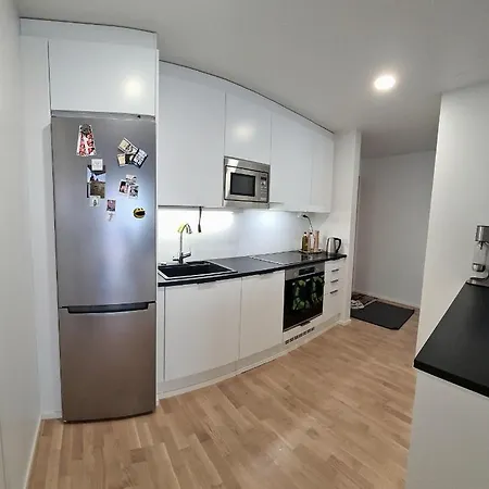 Bright Two-room With A Balcony In Kalasatama Apartment